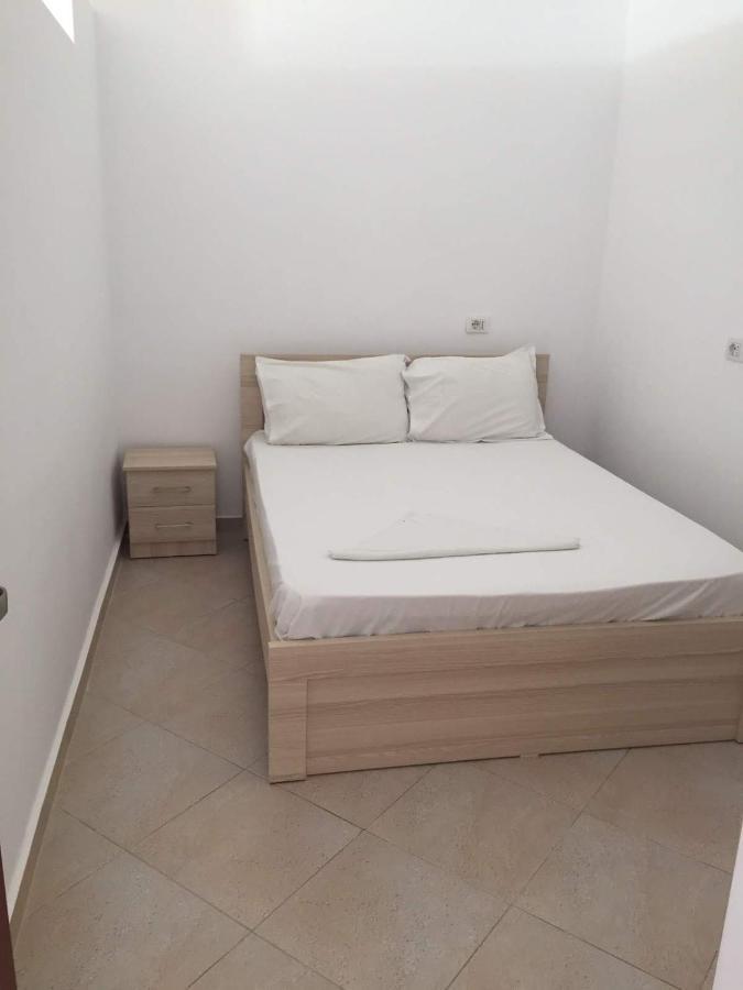 Dian'S Apartments Ksamil Exterior photo